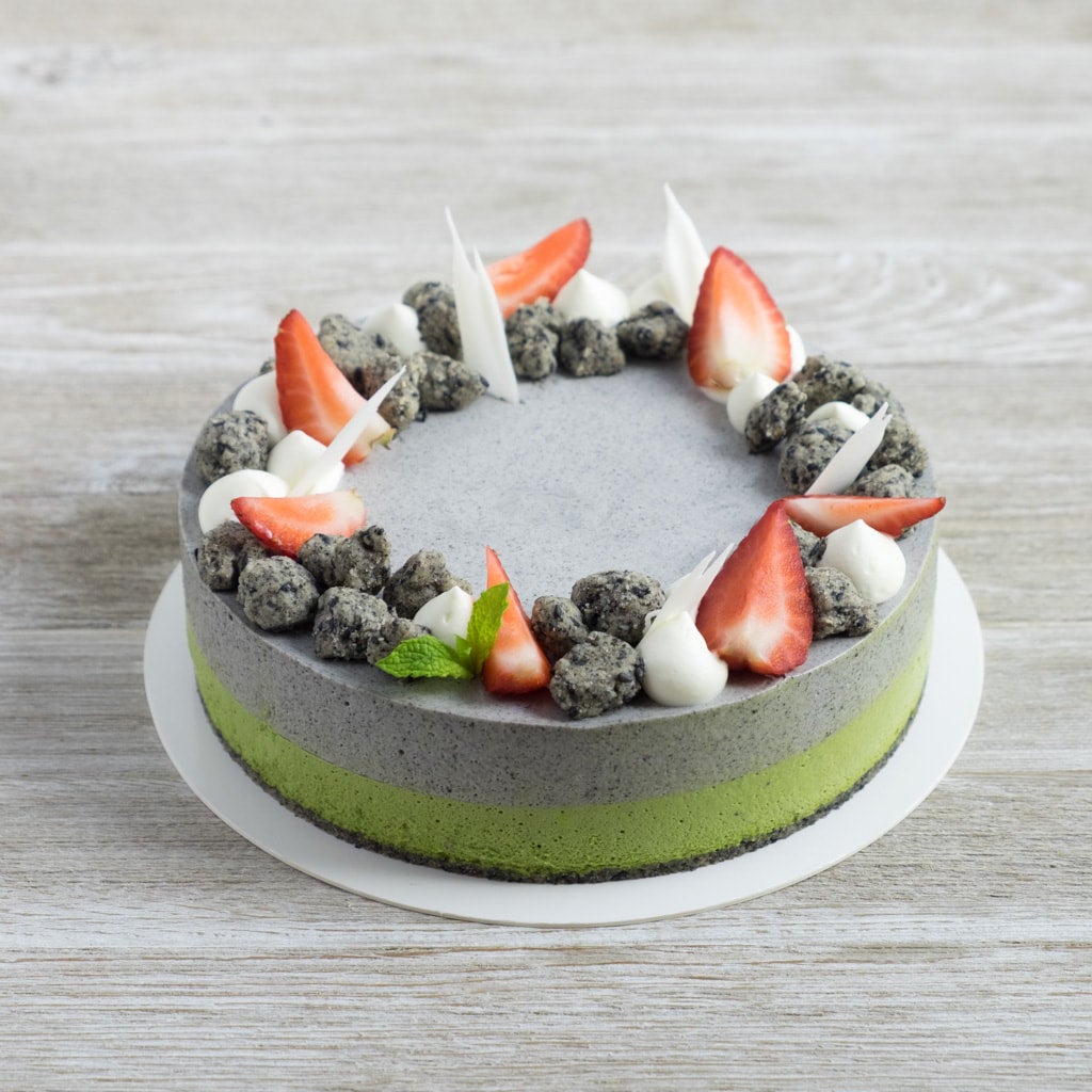 Vegan Chocolate Black Sesame Cake - Okonomi Kitchen | Recipe | Vegan  chocolate, Vegan whipped cream, Snack cake